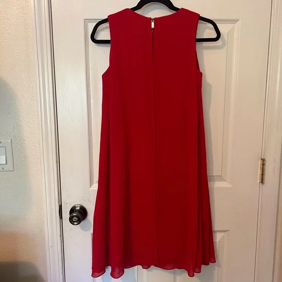 Vince Camuto Red Fitted Inside Layered Chiffon Outside Dress Size 2 - Picture 4 of 9
